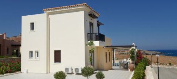 Propiedad comercial de 3 dormitorios en Rethymno, Greece No. 233 17