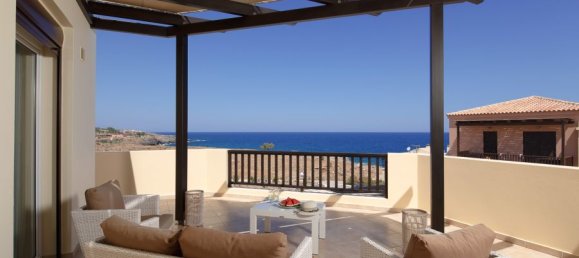 Propiedad comercial de 3 dormitorios en Rethymno, Greece No. 233 15