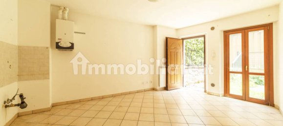 2 bedrooms Apartment in Montalcino, Italy No. 291613 4