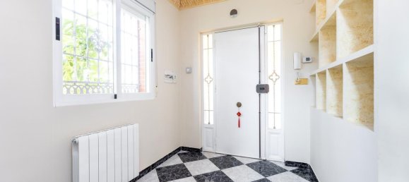 4 bedrooms House in Granada, Spain No. 188135 3