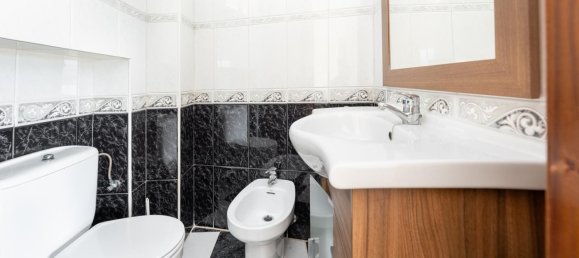 4 bedrooms House in Granada, Spain No. 188135 18