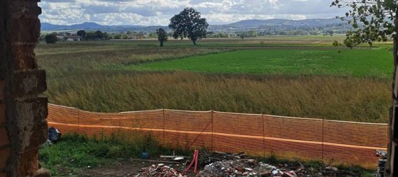 Дом с 5 комнатами в Торрита ди Сьена, Италия № 154893 4