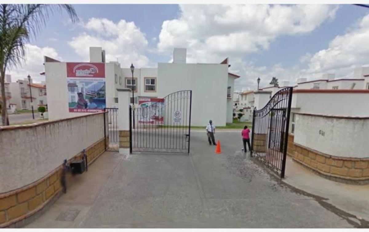 3 bedrooms House in Queretaro, Mexico No. 188515