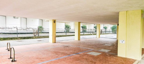 Apartamento de 2 dormitorios en San Michele al Tagliamento, Italy No. 143978 40