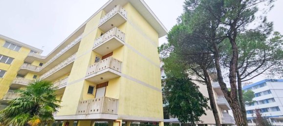 Apartamento de 2 dormitorios en San Michele al Tagliamento, Italy No. 143978 4