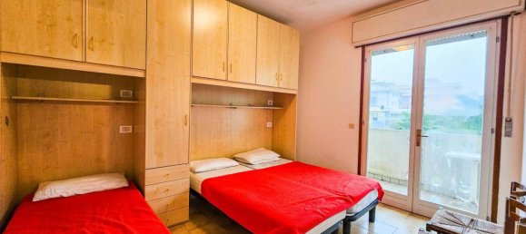 Apartamento de 2 dormitorios en San Michele al Tagliamento, Italy No. 143978 13