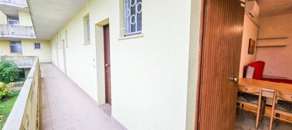 Apartamento de 2 dormitorios en San Michele al Tagliamento, Italy No. 143978 16