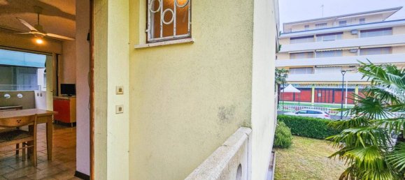 Apartamento de 2 dormitorios en San Michele al Tagliamento, Italy No. 143978 14