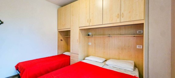 Apartamento de 2 dormitorios en San Michele al Tagliamento, Italy No. 143978 2