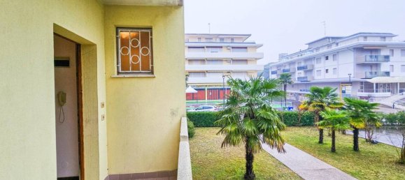 Apartamento de 2 dormitorios en San Michele al Tagliamento, Italy No. 143978 15
