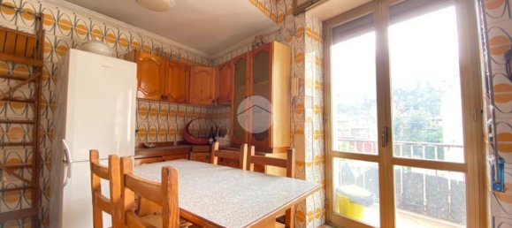 3 rooms Apartment in San Giorgio a Cremano, Italy No. 64027 3