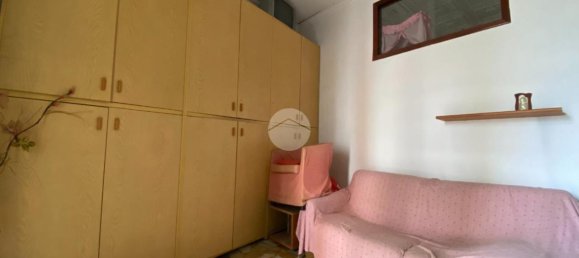 3 rooms Apartment in San Giorgio a Cremano, Italy No. 64027 10