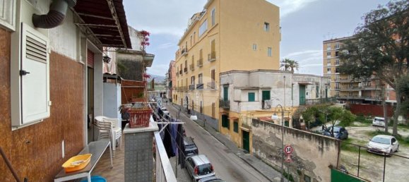 3 rooms Apartment in San Giorgio a Cremano, Italy No. 64027 16