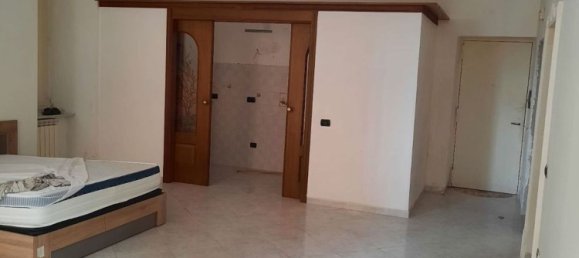 4 bedrooms Apartment in Pozzuoli, Italy No. 327741 4