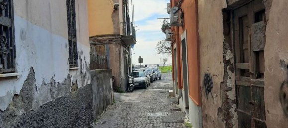 4 bedrooms Apartment in Pozzuoli, Italy No. 327741 13