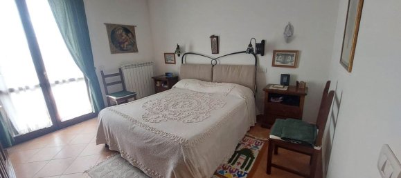 6 rooms House in Montepulciano, Italy No. 110417 2