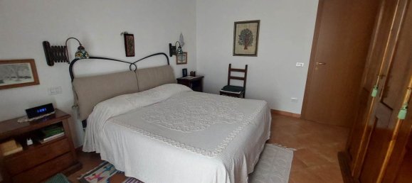 6 rooms House in Montepulciano, Italy No. 110417 4