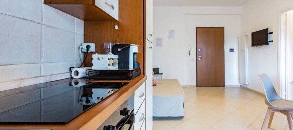 Studio in Cagliari, Italy No. 263006 3