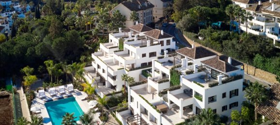 3 bedrooms Penthouse in Marbella, Spain No. 4486 2