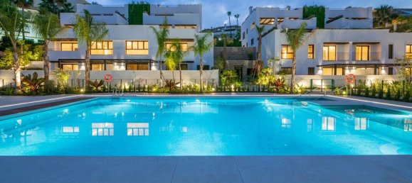 3 bedrooms Penthouse in Marbella, Spain No. 4486 4