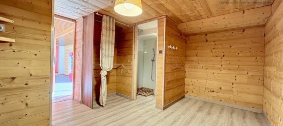 5 bedrooms House in Isere, France No. 197414 16