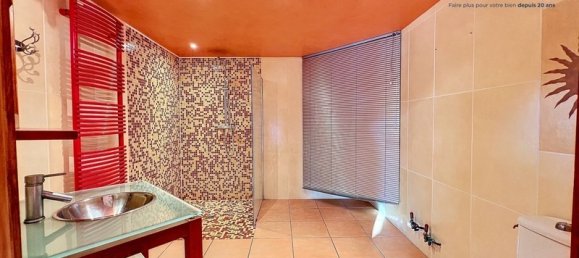 5 bedrooms House in Isere, France No. 197414 6