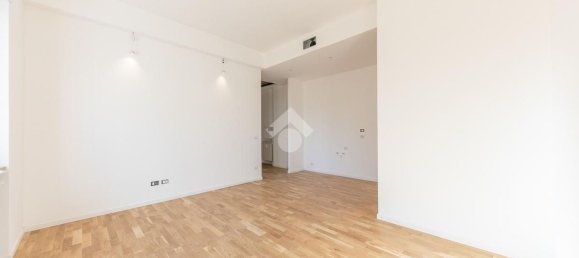 3 Schlafzimmer Penthouse in Rome, Italy, Nr. 377760 14
