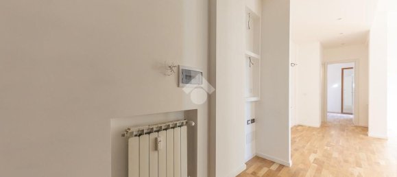 3 Schlafzimmer Penthouse in Rome, Italy, Nr. 377760 8