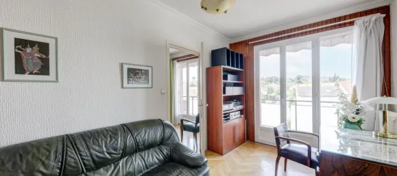 Apartamento de 3 dormitorios en Venissieux, France No. 351101 7