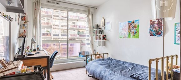 Квартира с 3 спальнями в Париж, Франция № 184805 11