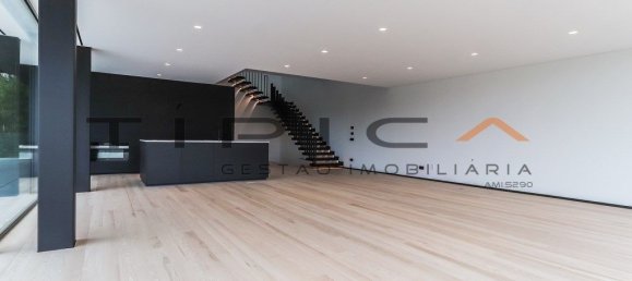 5 bedrooms House in Cascais, Portugal No. 170777 10