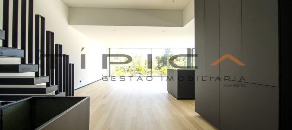 5 bedrooms House in Cascais, Portugal No. 170777 2