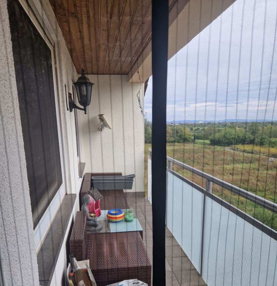 Квартира с 4 комнатами в Бад-Дюркхайм, Германия № 173231