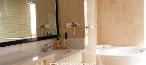 5 bedrooms Apartment in Tay Ho, Vietnam No. 2158 9