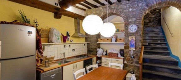 3 rooms Duplex in Cortona, Italy No. 39712 10