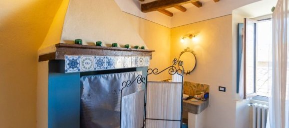 3 rooms Duplex in Cortona, Italy No. 39712 19