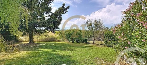 3 bedrooms Villa in Saint-Genis-Laval, France No. 337886 2