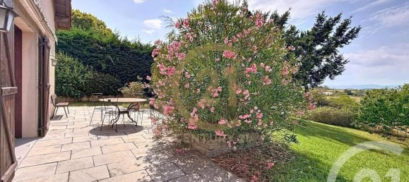 3 bedrooms Villa in Saint-Genis-Laval, France No. 337886 5