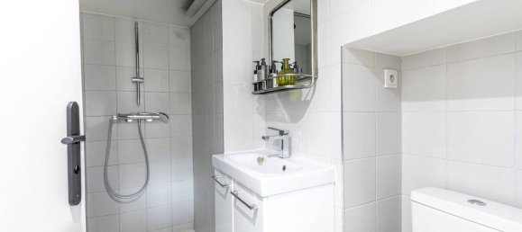 2 chambres Appartement à Courbevoie, France No. 135273 16