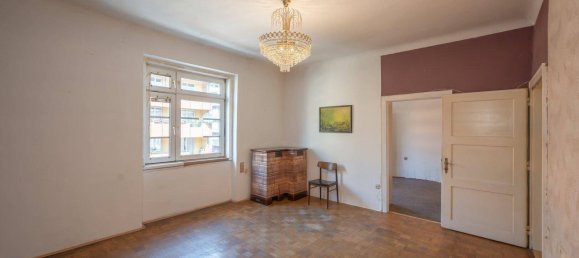 2 rooms Apartment in Simmering, Austria No. 246458 2