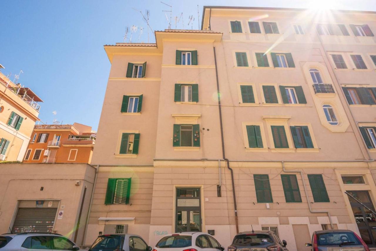 2-salle Appartement à Rome, Italy No. 36347