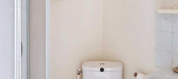 Studio in Villiers-Adam, France No. 335020 3