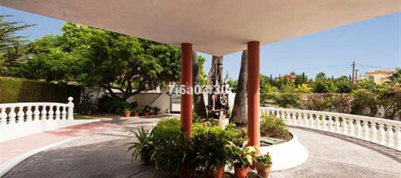 Villa T5 em Estepona, Spain N.º 118892 24