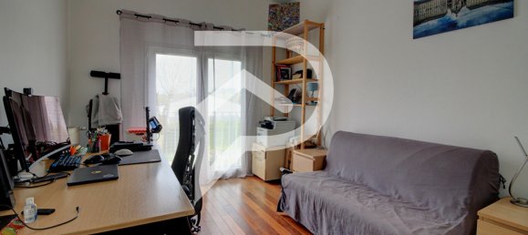 Casa de 4 dormitorios en Sucy-en-Brie, France No. 123189 9