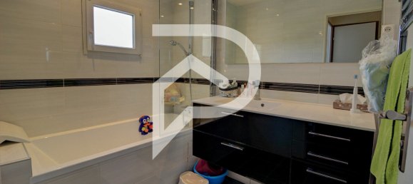 Casa de 4 dormitorios en Sucy-en-Brie, France No. 123189 12