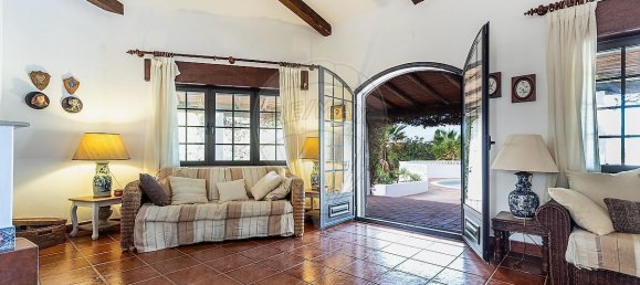 Villa de 3 dormitorios en Mexilhoeira Grande, Portugal No. 34160 4