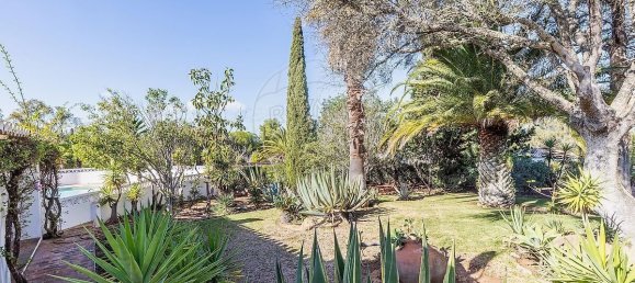 Villa de 3 dormitorios en Mexilhoeira Grande, Portugal No. 34160 37