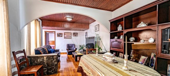 3 chambres Maison à Praia da Vitoria, Portugal No. 25870 6