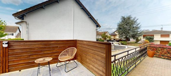 3 bedrooms House in Montfermeil, France No. 329546 5