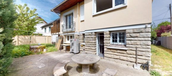 3 bedrooms House in Montfermeil, France No. 329546 12